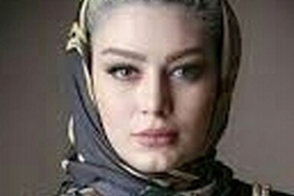 «سحر قریشی» با روسری زیبایش