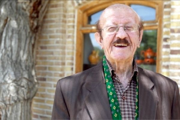 استادی که بسیاری ازمقرنس کاری حرم به نام او ثبت شده است