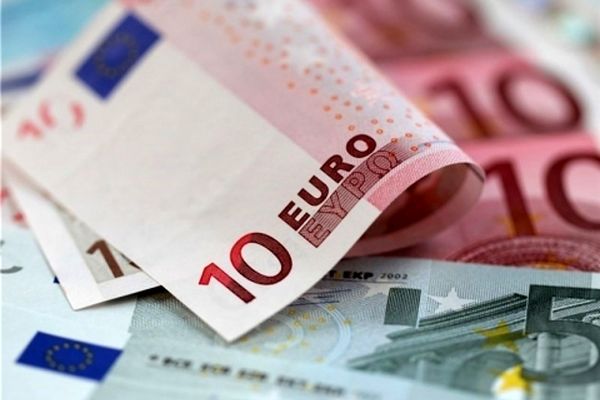 قیمت ارزهای دولتی امروز ۹۷/۰۴/۰۳| یورو ۴۹۵۳ تومان