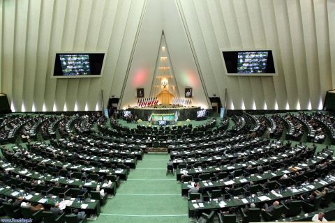 تعطیلی تابستانی نمایندگان مجلس لغو شد