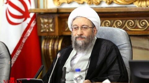 مسئولان نظام به فکر بهبود وضعیت اقتصادی کشور باشند/مجازات اخلال در نظام اقتصادی از اعدام تا ۲۰ سال حبس و مصادر