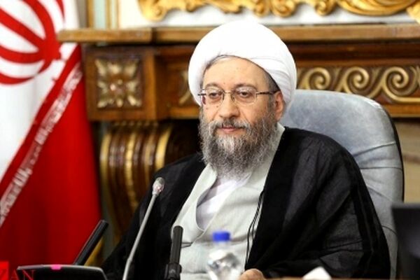 مسئولان نظام به فکر بهبود وضعیت اقتصادی کشور باشند/مجازات اخلال در نظام اقتصادی از اعدام تا ۲۰ سال حبس و مصادر
