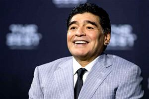 مارادونا به بیمارستان منتقل شد+عکس