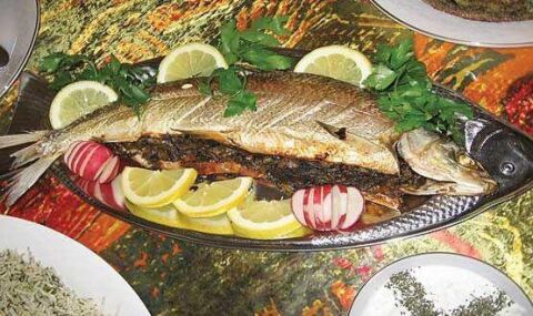 ترفند از بین بردن بوی بد ماهی و مرغ