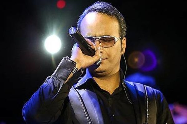 خواننده  معروف پاپ از بیمارستان مرخص شد+عکس