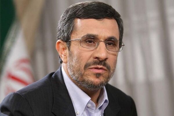 ادعای عجیب احمدی‌نژاد برای ثبات در بازار