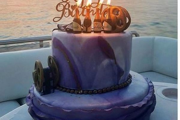 نشانه های زندگی الناز شاکردوست برای تولدش