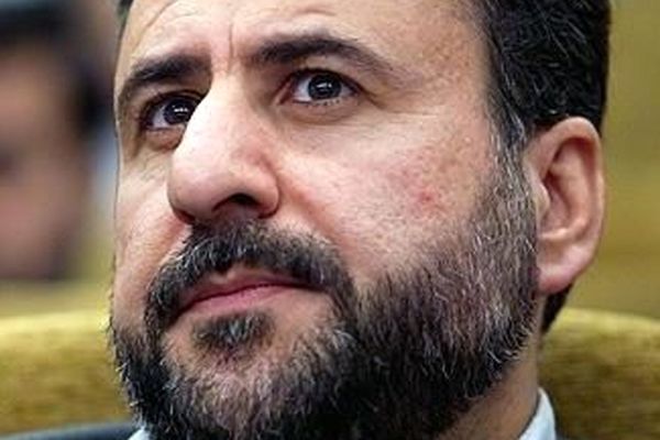 فلاحت‌پیشه: طرح عدم‌کفایت رئیس‌جمهور توهین به رأی مردم است