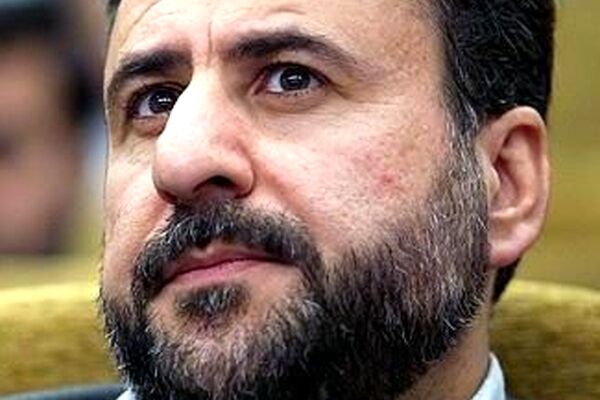 فلاحت‌پیشه: طرح عدم‌کفایت رئیس‌جمهور توهین به رأی مردم است