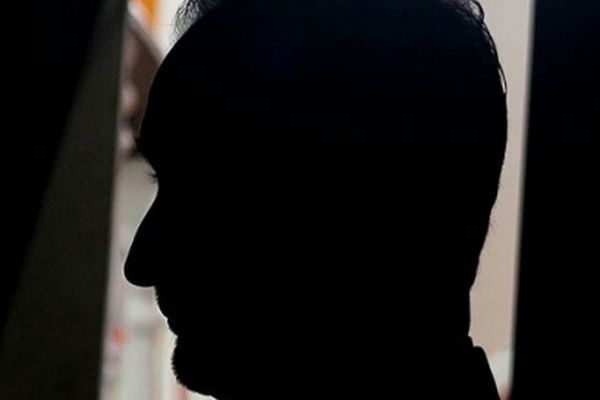 «نیما کرمی» رو سیاه شد