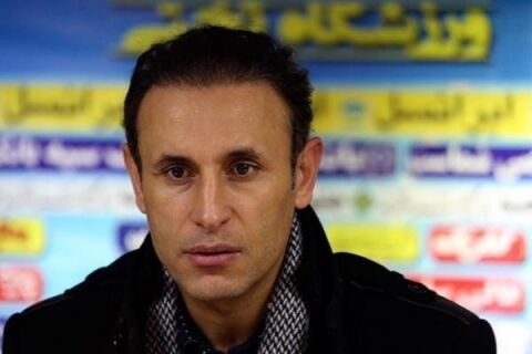 شرایط تیم پدیده بد است