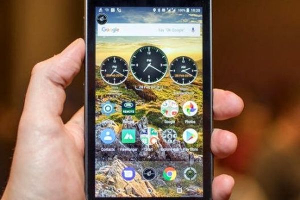 یکی از مقاوم‌ترین موبایل های دنیا روانه بازار شد