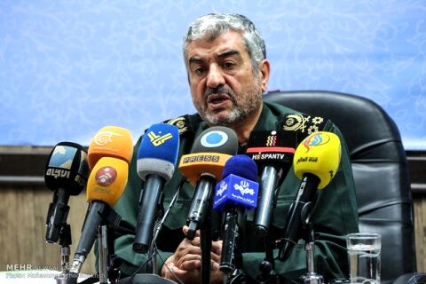 فرمانده سپاه: تنگه هرمز برای همه یا هیچکس