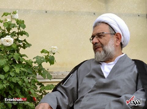 قدرت‌الله علیخانی: نمی‌دانم روحانی با وزرا و کارگزارنش رودربایستی دارد؟وزرایی راسراغ دارم که چندین بار استعفا