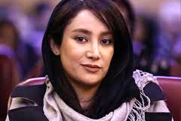 جشن تولد « بهاره افشاری» در پشت صحنه سریال ممنوعه