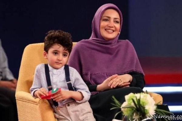 وقتی جناب خان شیلا خداداد را با خداداد عزیزی اشتباه می‌گیره