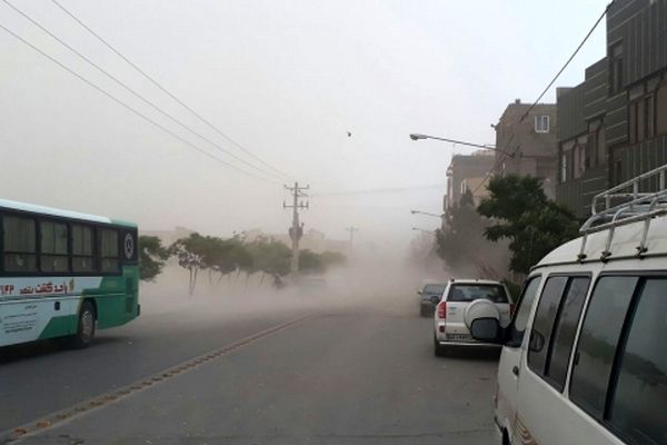 طوفان ادامه دارد