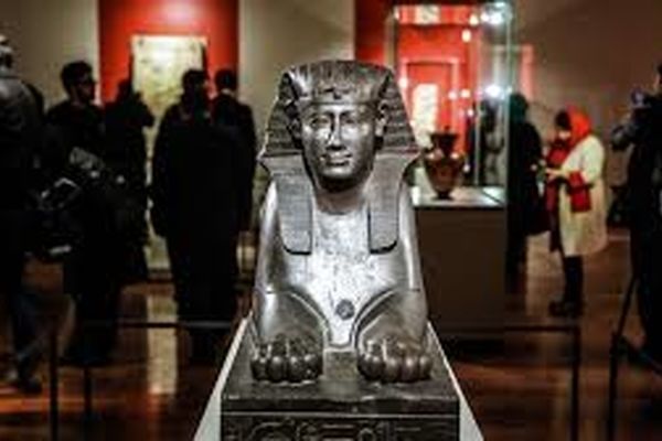 "لوور شعبه تهران" تمدید شد/لوور پاریس به مشهد نمی‌رود