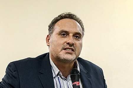 در ترانه دچار آفت شدیم/ کارهای محسن چاووشی را می‌پسندم