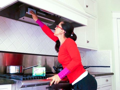 بهترین روش تمیز کردن هود آشپزخانه