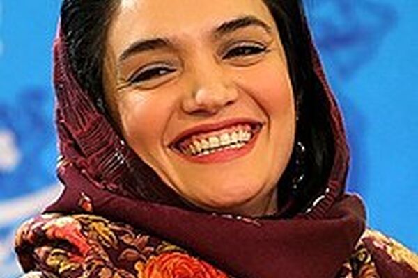 عکس جنجالی میترا حجار سوار بر دوچرخه