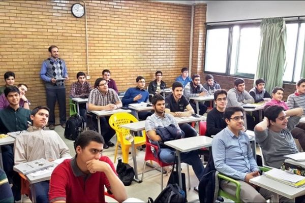 پرداخت نیمی از پاداش پایان خدمت معلمان خراسان‌رضوی