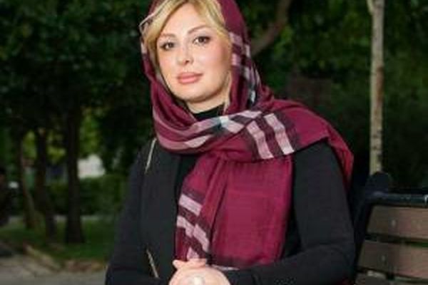 تصویر جالب نیوشا ضیغمی با لباس تیم ملی