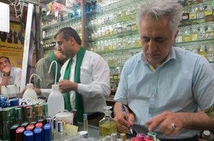 عطر سید جواد، از صف‌‎های نماز حرم تا قلب‌های زائران