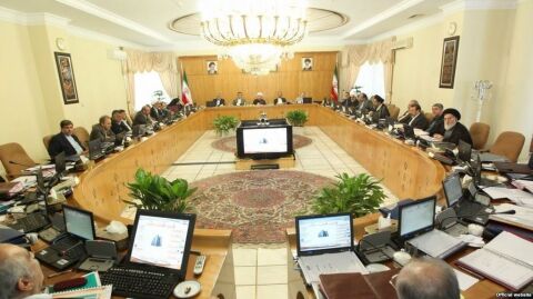 مشاور رئیس‌جمهوری: احتمال دارد کابینه دچار تحولاتی شود