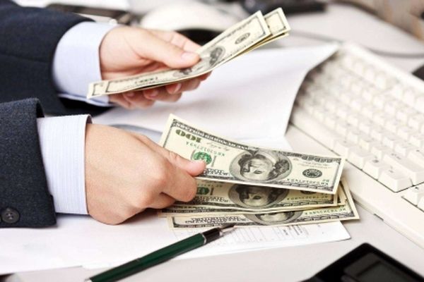 ورود مجلس در صورت عدم انتشار فهرست ارزبگیران دولتی