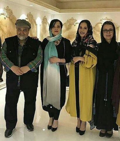 خانواده بازیگر شریفی نیا در یک قاب