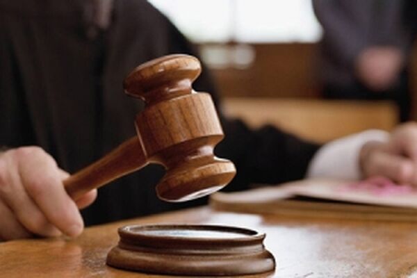 حضور متهم بازداشتی پرونده «ثامن الحجج» در دادگاه