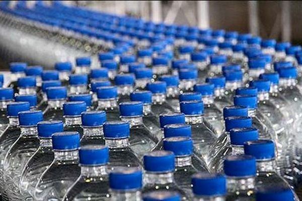 فاز دوم افزایش قیمت آب‌معدنی/ هر بطری ۱۰۰۰ و ۱۶۰۰ تومان شد