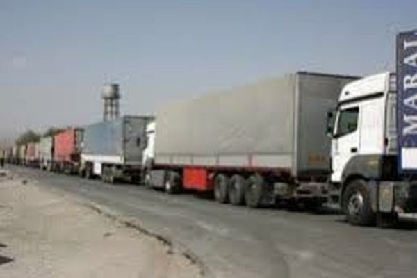 چالش حل‌نشده ارز و سرگردانی 12 هزار كاميون
