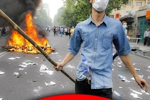 پاسخ هنرمندان انقلابی به استکبار جهانی