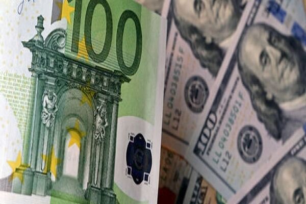دلار دولتی ۱۰ ریال افزایش یافت
