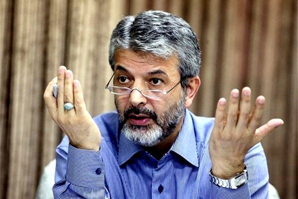 پاسخ دختر کامران دانشجو به ادعای محمود صادقی