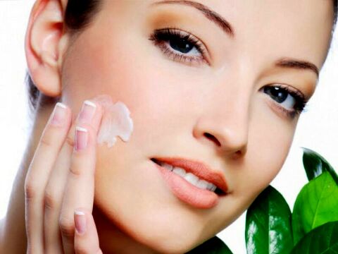 چگونه پوستی صاف و شفاف داشته باشیم