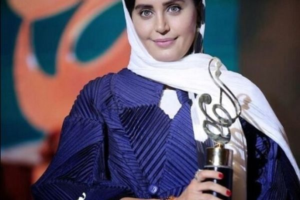 «الناز شاکردوست» به سرعت در جاده «مهناز افشار»