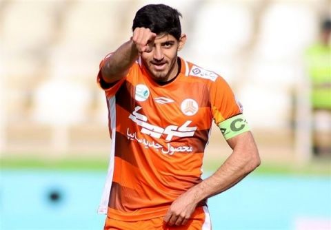 تراکتور به دنبال ربودن ستاره پرسپولیس