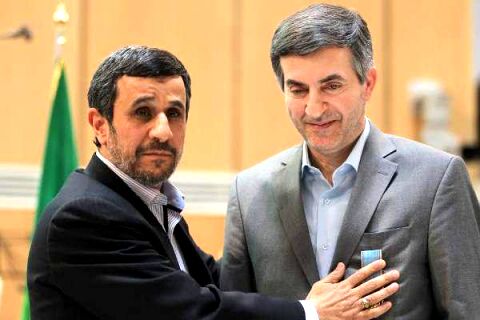 ماجرای مکالمه احمدی نژاد با مشایی در زندان چه بود؟