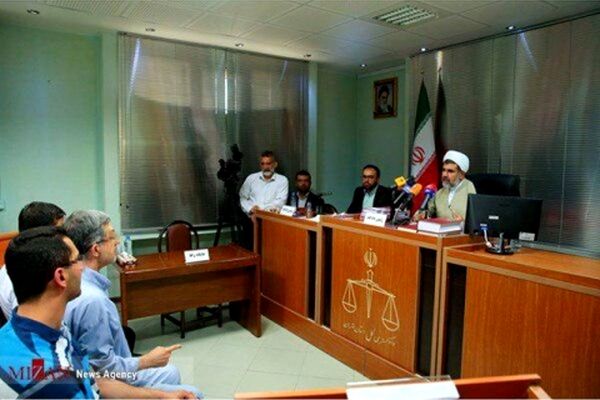 توضیحات رئیس دادگاه مشایی درباره حواشی دیروز