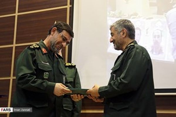 تکریم و معارفه فرمانده نیروی دریایی سپاه پاسداران انقلاب اسلامی در مشهد برگزار شد
