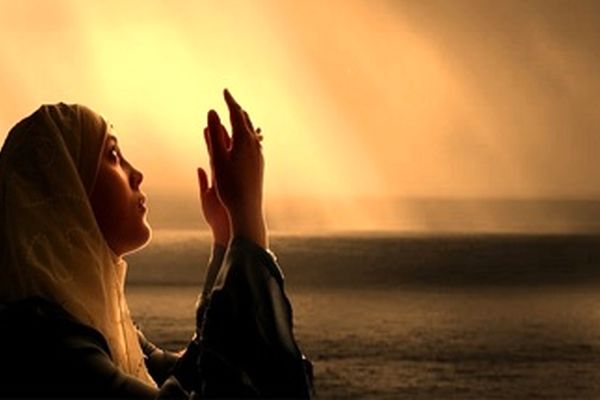 اگر به دنبال برآورده شدن حاجت های خود هستید، بخوانید