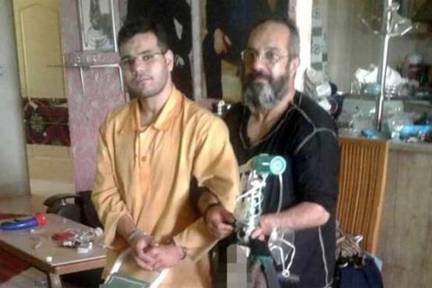 پدر و پسر مامورنما را شناسایی کنید