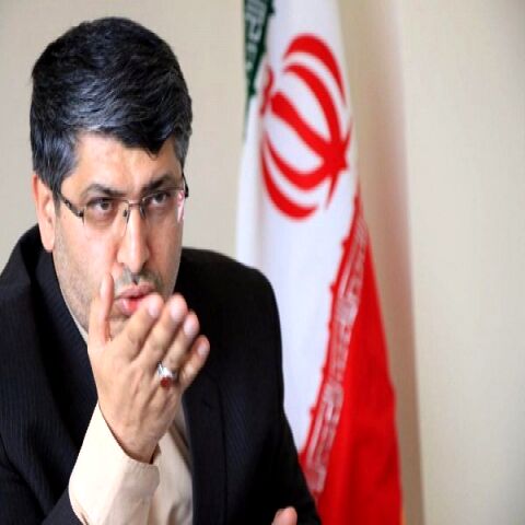 تیکه سنگین به روحانی در صحن علنی مجلس