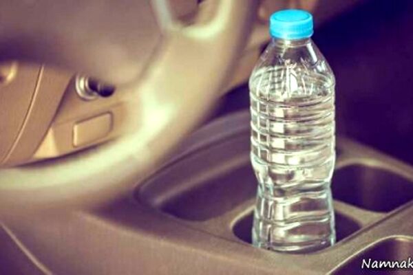 بطری آب داخل ماشین چگونه باعث تصادف میشود؟