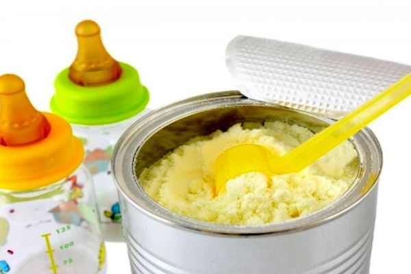 دامداران نگران کاهش تقاضای شیر نباشند/کنترل بر بازار داخلی شیرخشک