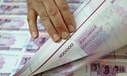 بهمن نقدینگی با حرارت نرخ ارز آب شد