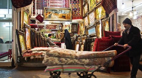بازار فرش مشهد بازار تاریخی و هویت ساز است